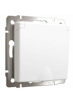 Розетка влагозащищенная с заземлением с защитной крышкой и шторками Werkel белый матовый W1171261 4690389184758
