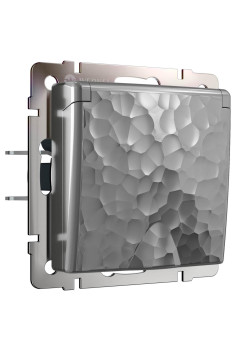 Розетка Werkel Hammer влагозащищенная с заземлением с защитой крышкой и шторками серебряный W1271206 4690389162862